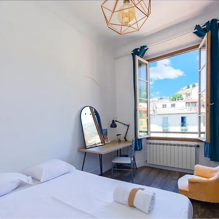 Sejour Authentique Dans La Vieille De Apartman *