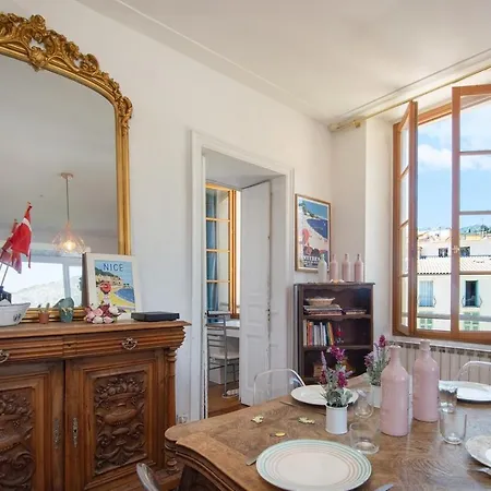 Sejour Authentique Dans La Vieille De Apartman *
