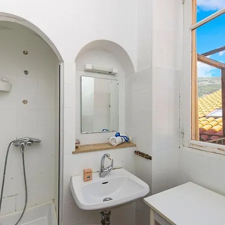 Sejour Authentique Dans La Vieille De Apartman